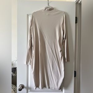 Old Navy Mock-Neck Maternity Dress